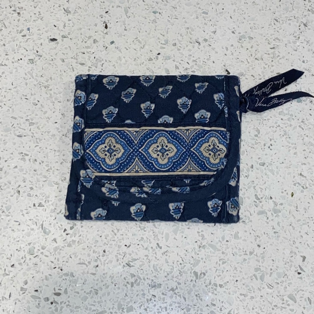Vera Bradley Nantucket Navy Trifold Wallet